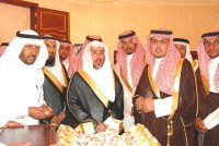 حلقات ابن غصون توجت طلابها على شرف الشيخ عبد الله العسكر