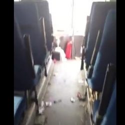 بالفيديو.. مواطن يكشف طريقة للاحتيال على المسافرين بالمطارات من قبل الباعة الجائلين