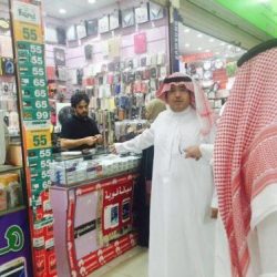 أمير الرياض يقدم التعازي في وفاة «السديري»