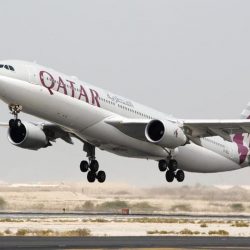 النقل العام تشدد علي الالتزام بإيقاف نقل الركاب والبضائع من وإلى قطر
