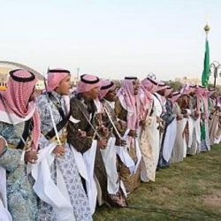 صورة تاريخية.. الملك فيصل أول ملك استقبل المنتخب السعودي في القصر الملكي
