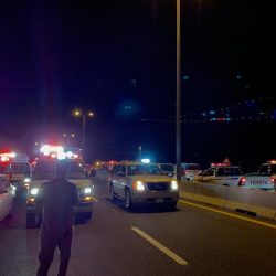 بالفيديو.. انهـيار جسر بالصين يتسبب في مقـتل 3 أشخاص وسحق عدد من السيارات