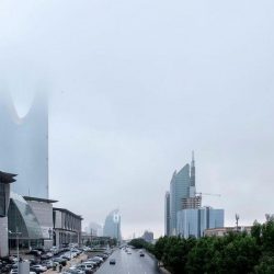 “أمن الطرق” يدعو مستخدمي طرق الرياض إلى الحذر.. و”النقل” تقدم نصائح لقيادة آمنة أثناء الأمطار