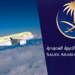 رئيس هيئة الأركان العامة يزور فعاليات معرض الكويت للطيران 2020