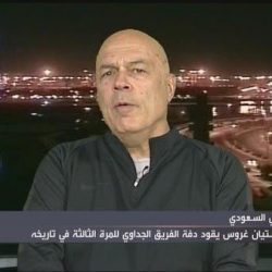 بالفيديو.. الشاعر خالد المريخي يكشف مدى إمكانية العدول عن قرار اعتزاله الشعر الغنائي