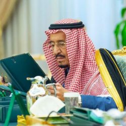 أمير مكة يستقبل عدداً من المشايخ وأئمة وخطباء المسجد الحرام
