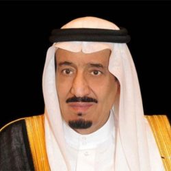 أمير الرياض يوجه باتخاذ تدابير وقائية من “كورونا” بأجهزة الصراف الآلي