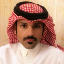 بالفيديو.. الأمير سعود بن نايف يتلقى الجرعة الثانية من لقاح “كورونا” ويؤكد: لم أشعر بأي أعراض