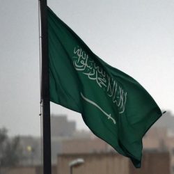 إمارة الرياض: ضبط 55 بدلة عسكرية وأنواط وشعارات مخالفة في المزاحمية