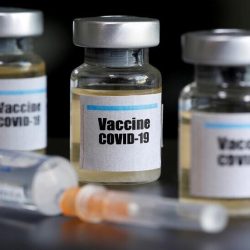 هل يعني عدم ظهور أعراض جانبية بعد تلقي اللقاح أن جهاز المناعة أو اللقاح لا يعمل؟ “الصحة” تجيب