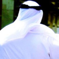 شاهد.. “السديس” يتذوق منتجات مزارعي الرمان في مهرجان الشيحية بالقصيم
