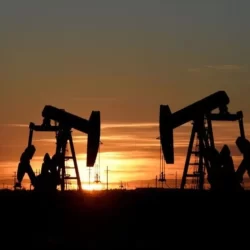 الأنشطة غير “النفطية” تسجل 50% من الناتج “المحلي”