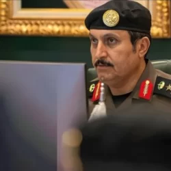 نائب أمير مكة يتفقد العمل بصالات الحج
