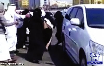 بالفيديو.. إثيوبى يودِّع مكة بخطبة مؤثرة ورجل أمن يرفعه على الأعناق