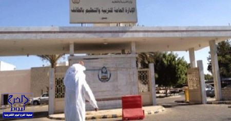 بالفيديو.. “أمانة جدة” تصرف مياه الصرف الصحي داخل الأحياء