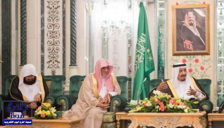 الأمير متعب بن عبدالله يطمئن على منسوبي الحرس المصابين بنجران
