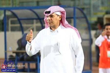 رباعي النصر يؤدون مناسك العمرة بعد مباراة الوحدة