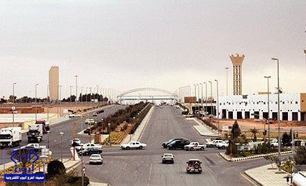 بالصور.. بدء تركيب الجسور بالمسار السادس بمشروع “قطار الرياض”