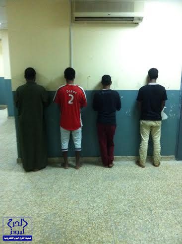 معهد سعودي يفصل طالبين بعد نحو 3 سنوات دراسة بسبب “السمنة”
