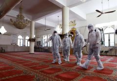 “الشؤون الإسلامية” تغلق 29 مسجداً في 8 مناطق بعد تسجيل إصابات بكورونا بين صفوف المصلين