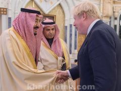 وزير الخارجية البريطاني ينشر صوراً توثق لقاءه بالملك سلمان وجولته في الدرعية التاريخية