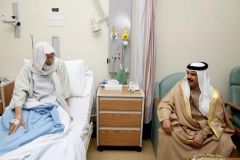 ملك البحرين يأمر بتسهيل إجراءات سفر الشيخ عيسى قاسم للخارج ويتحمل تكاليف علاجه