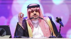 بالفيديو والصور: كيف احتفت الجماهير بعودة الأمير الشاعر عبدالرحمن بن مساعد بعد غياب 14 عام!