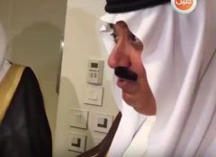 بالفيديو.. وزير الحرس يمازح مريض أثناء افتتاح مستشفى الملك عبدالله