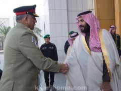 بالصور.. تفاصيل اجتماع ولي ولي العهد مع قائد الجيش الباكستاني في الرياض