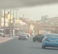 بالفيديو.. ضبط قائد مركبة تجاوز السيارات بطريقة متهورة في جدة