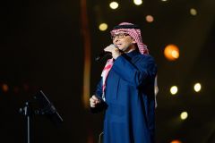 عبدالمجيد عبدالله يطرب 25 ألف متفرج تحت أكبر قبة في العالم بجدة