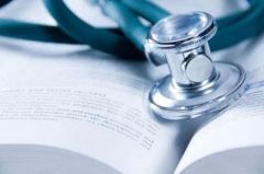 مصادر ” الصحة ” تمنع الإنتداب الخارجي لوظيفة طبيب مقيم