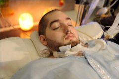 إصابة الأمير الوليد بن خالد بنزيف في الرئة.. ووالده يطلب الدعاء