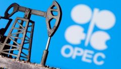مصادر: “أوبك+” تدرس خفض إنتاج النفط بما يصل إلى مليوني برميل يومياً