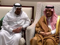 بالصور.. أمير الرياض يقدم واجب العزاء في وفاة نويشي الشيباني