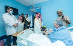 سمو محافظ الخرج يزور المنومين بمستشفى الملك خالد بالخرج