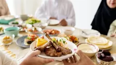 “5 نصائح” لنظام غذائي صحي للطلاب في رمضان