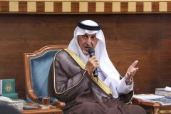أمير مكة يطلق جائزة سنوية للشعر باسم ” الأمير عبدالله الفيصل “