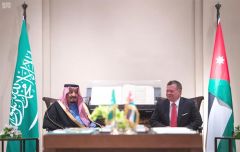 خادم الحرمين وملك الأردن يشهدان توقيع اتفاقيات بين البلدين