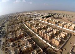 بناء وحدات سكنية مجاناً لقاطني الخيام وبيوت الطين في مكة