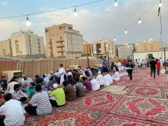 تعليق خدمة البوفيهات وتشديد الرقابة على المطاعم الشعبية ومنع موائد الطعام في أحياء مكة خلال شهر رمضان