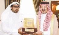 الأمير عبد الرحمن بن ناصر يثني على تميز الجزيرة