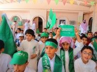 ابتدائية المثنى بن حارثة تتزين باللون الأخضر بمناسبة الاحتفال باليوم الوطني 81