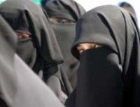 بعيدا عن الثورات..2011 عام تألق للمرأة السعودية