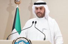 وزير الداخلية الكويتي يتقدم ببلاغ ضد نفسه للتحقيق معه في تهم التربح من منصبه