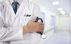 “الخارجية”: 650 طبيباً سعودياً في الصفوف الأمامية لمكافحة “كورونا” بألمانيا