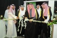 الأمير عبدالعزيز بن أحمد يُكرّم رواد الإعلام في افتتاح المعرض الخامس للإعلام وتكنولوجيا الاتصال