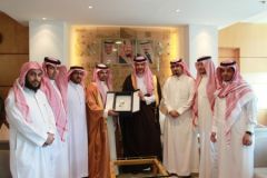 الأمير سلطان بن سلمان يلتقي رئيس وأعضاء مجلس إدارة جمعية الإعاقة السمعية