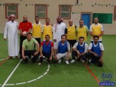 انطلاق دوري كرة القدم للمعلمين بمدارس الجامعة الأهلية
