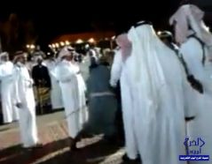 بالفيديو : لحظة سقوط الشاعر الصنيدلي قبل نقله للمستشفى ووفاته